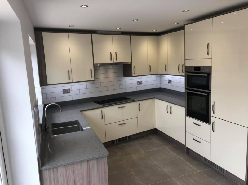 buildersreading.seesite.biz_--_895916130